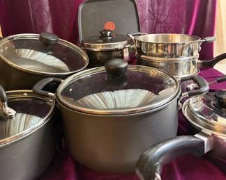 Mystery Lot Of Cookware T Fal, Saladmaster, Calaphon