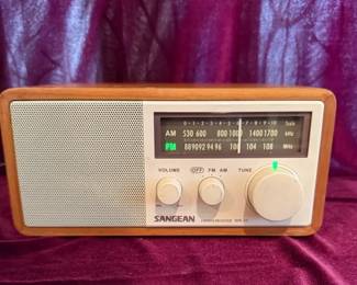 Sangean Cabinet AmFm Radio