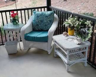 White Wicker Furniture Set With Decor