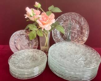 Possibly Kig Indonesia 10 10 And 10 7 Pressed Glass Plates