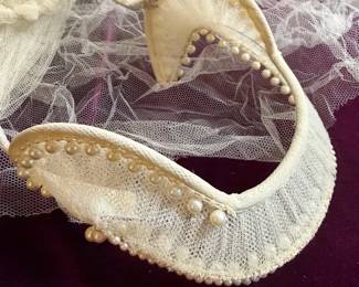 Amazing Vintage Bridal Veil And Lace Pieces Mystery Lot