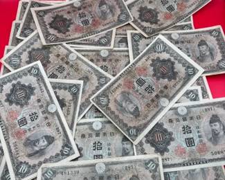 Huge Lot Of WWII Era Japanese 10 Yen Banknotes