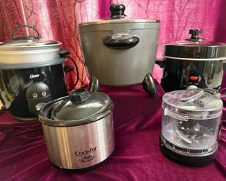 Generous Small Kitchen Appliance Mystery Lot