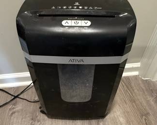 Ativa 12-Sheet Cross-Cut Shredder A12CC19
