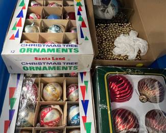 Santa Land and Victoria Christmas Tree Ornaments