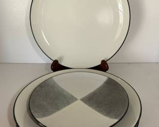 Noritake Colorwave Graphite Dinner Plates