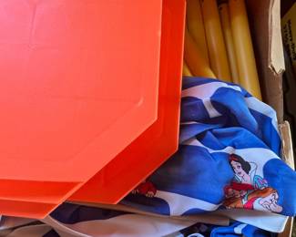 Disney's Build-Your-Own Magic Kingdom Set Deluxe Omagles Construction Set