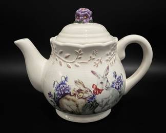 Cracker Barrel Old Country Store Easter Treasures Teapot