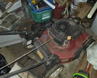 Toro Push Mower (works)