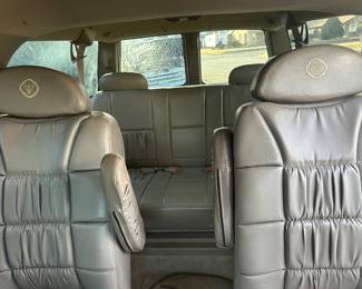 Excellent condition suburban