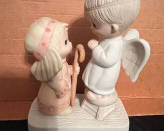 Precious Moments Jesus Is Born Figurine