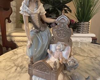 Lladro Sweet Dreams Figurine