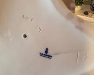 Lladro Sweet Dreams Figurine second image