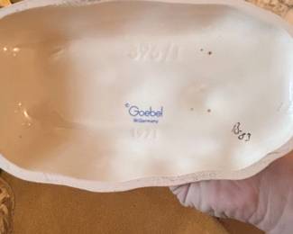 Goebel Hummel Ride Into Christmas Figurine second image