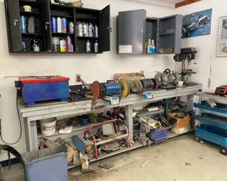 Lots of Tools, Grinder, Polisher, Drill Press, etc.....