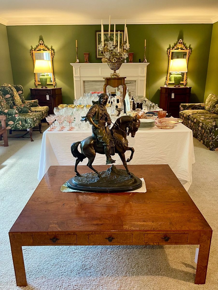 Overview of the Living Room w/Impressive Bronze