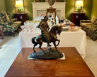 Overview of the Living Room w/Impressive Bronze