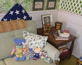 Ethan Allen side table