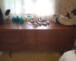 Beautiful MCM Vega by Morrison dresser