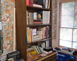 Vintage Baumritter dresser/hutch