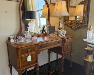 antique wooden vanity, lamps