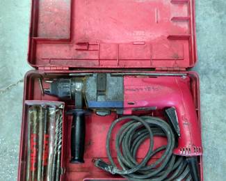 Hilti TE 10 Corded Rotary Hammer Drill, In Hard Case, Includes 3/8" Drill Bits, Qty 5, Powers On