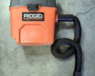 Ridgid 3 Gallon Portable Shop Vacuum