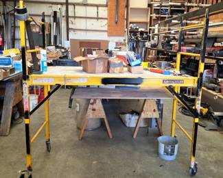 Metaltech Adjustable Rolling Scaffolding Unit, 75" x 74" x 29.5"