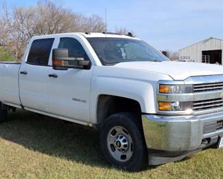 2017 Chevrolet Silverado 2500HD 4WD Pickup Truck, Automatic, 6.0L Vortec V8 SFI Gas Engine, VIN# 1GC1KUEG2HF164631, Odometer Reads 192,344 Miles 