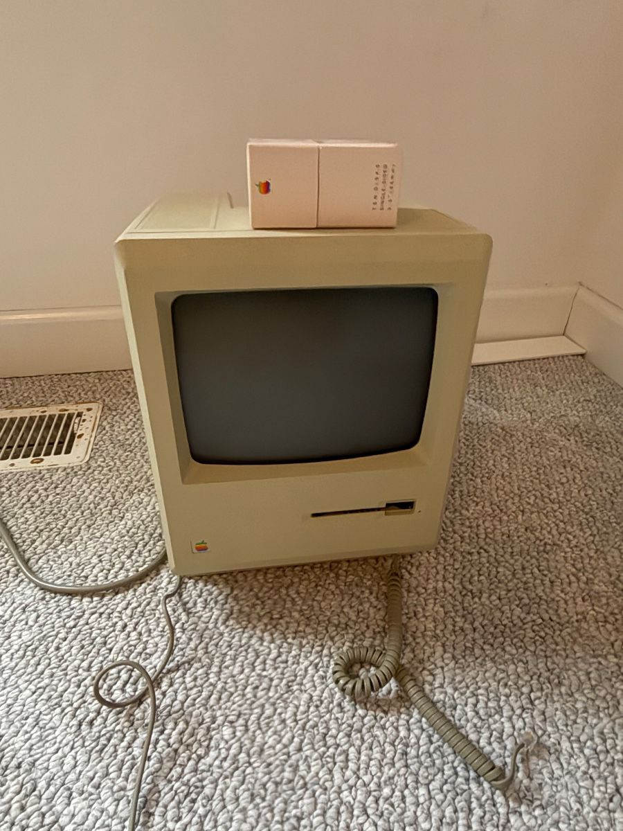 Vintage Apple computer 