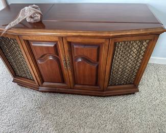 Console record player 