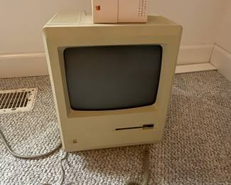 Vintage Apple computer 
