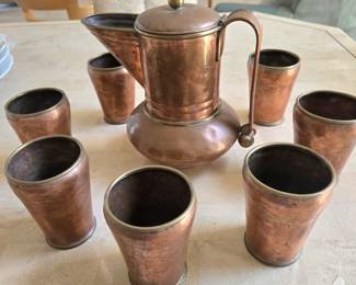 Taxco tankered 7 mugs signed