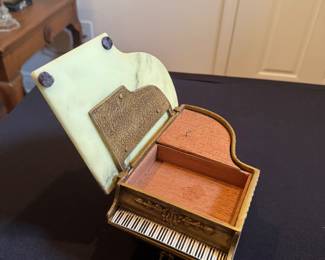 Vintage Thorens Marble Cigarette Piano Music Box