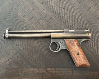 1935-1941 Benjamin Air Rifle Company Model 177 pellet pistol.