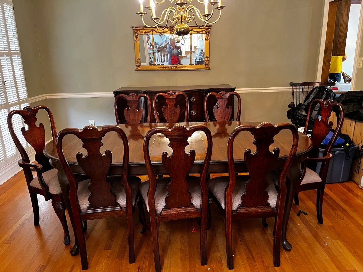 #1	dining room table with 8 chairs and 2 leaves - 66-96x42x29	 $275.00 