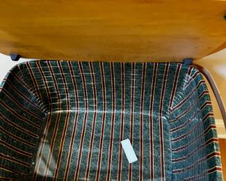 #107	longaberger Vanity Basket w/2 liners	 $25.00 