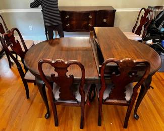 #1	dining room table with 8 chairs and 2 leaves - 66-96x42x29	 $275.00 