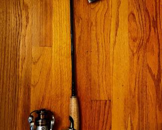 #201	Pflueger Monarch onSP25 Spinning combo Set not New with Tage	 $55.00 