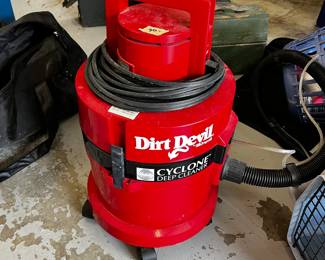 #59	Dirt Devil Shop-Vac - Shop Vac 	 $30.00 