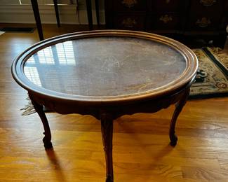 #27	Wood Carved oval Display Table w/lift-off Glass top (to display flat items) - 25x19x19	 $75.00 