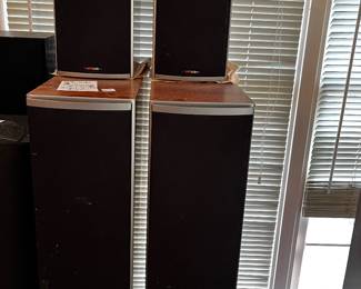 #120	Polk Set of 4 pc Floor Standing Speaker (2) and (2) Bookshelf Speakers - RTA	 $500.00 