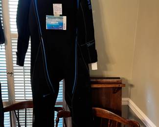 #207	New with Tags and Hanger Bade Reactive with Graphene Onmired Full 3mm Mens 2XL Black Blue Wetsuit Scuba	 $225.00 
