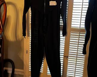 #206	Aeroski California Dive Skin Used Size Large under wetsuits	 $20.00 