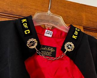 #88	Knights of Columbia Black Cape w/red liner	 $30.00 