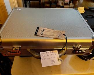 #175	Solo NY FifthAve Briefcase w/combo Lock	 $35.00 