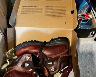 #237	Timberland Boots Size 10 Hiking Boots	 $25.00 