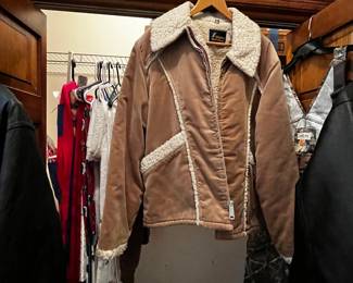 #92	Shipton Shoreline Sheep Lined Jacket - Large	 $30.00 