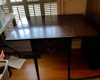 #23	Virginia Gallery Drop-Side End Table w/2 drawers - 17-36x25x26	 $75.00 
