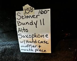 #158	Selmer Bundy 11 Alto Saxophone w/Hard Case w/muffler & Mouthpiece	 $160.00 